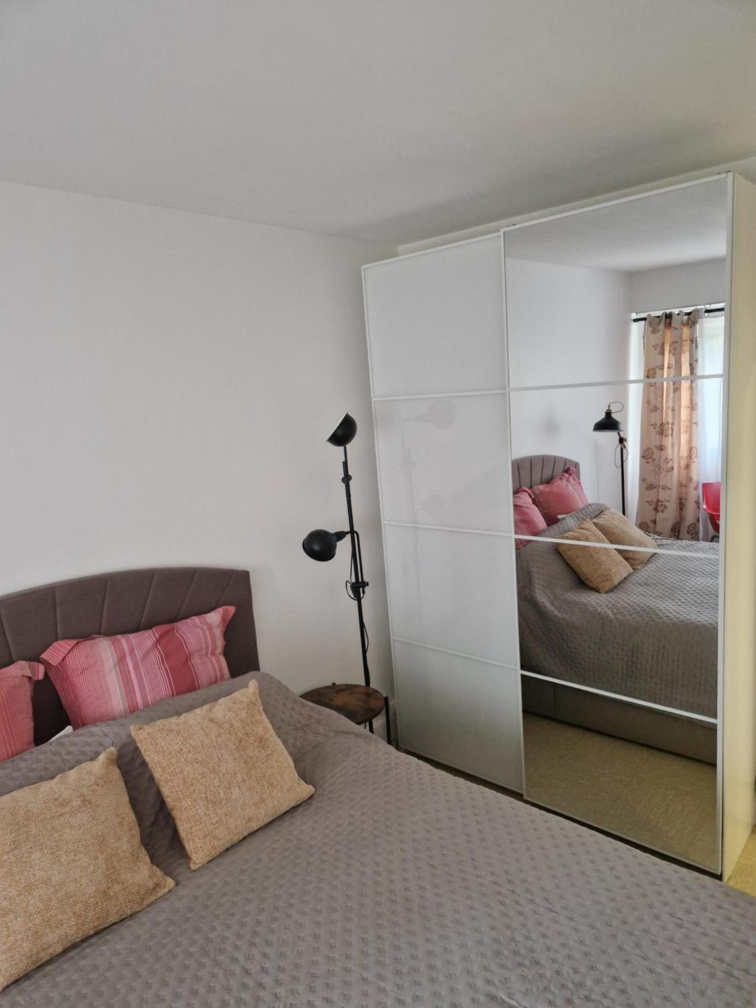 Comfortable Rooms For Working - Levallois Bagian luar foto